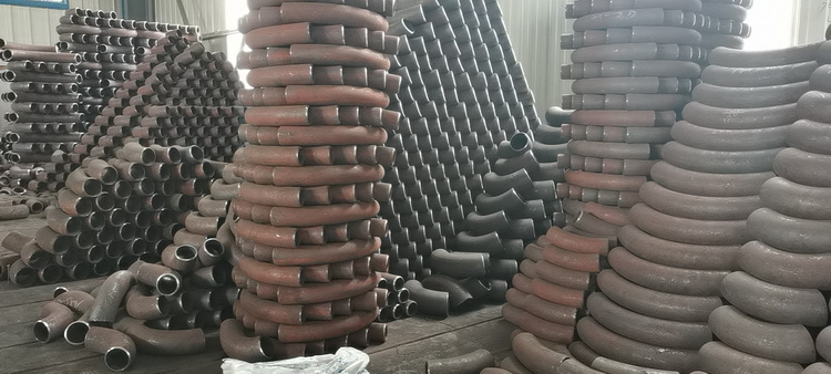 弯管