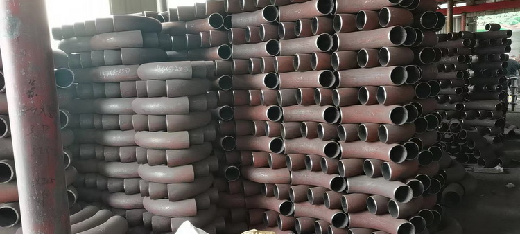 弯管